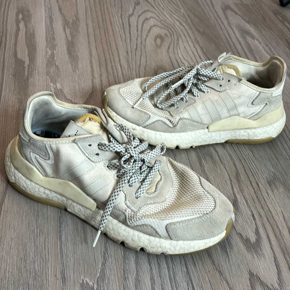 Adidas Sneakers